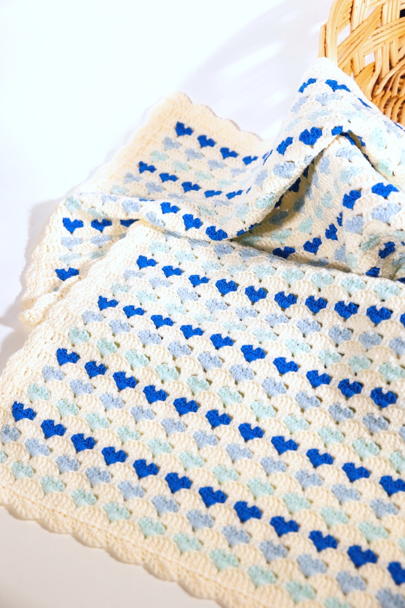 Heart Blanket - Crochet Pattern